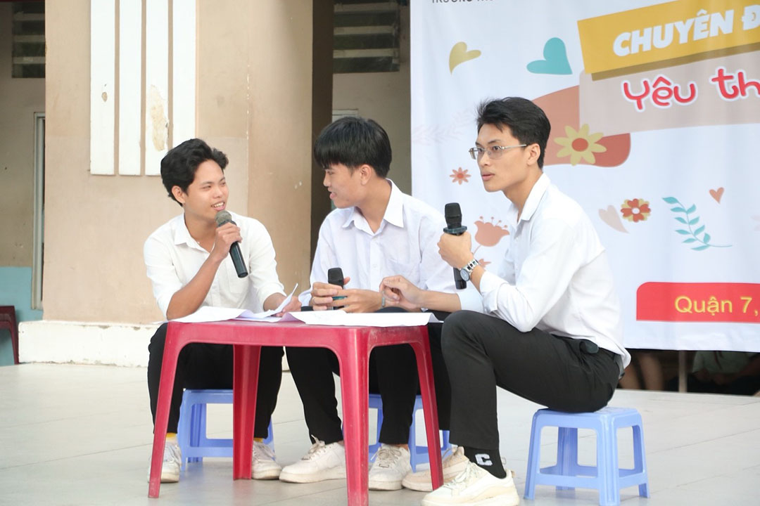 full chuyen de yeu thuong va chia se 5