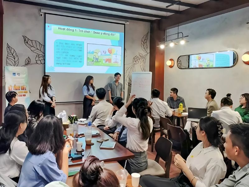Khóa học Ứng dụng tâm lí học trong Giáo dục Kĩ năng sống
