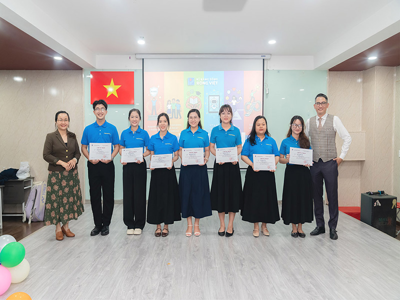 Tổ chức đào tạo & cấp chứng nhận năng lực RSKILL Level 1 cho giáo viên Rồng Việt